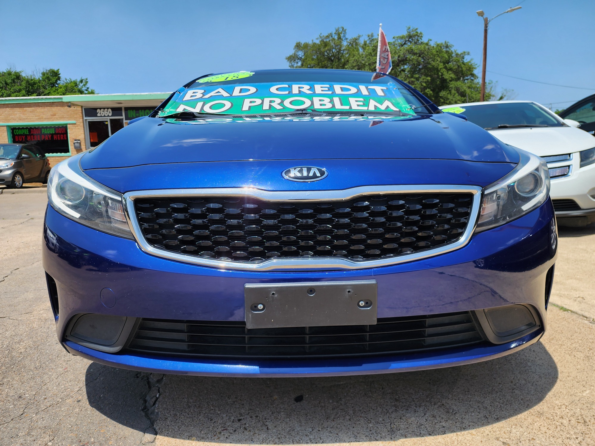 2018 BLUE /BLACK Kia Forte LX (3KPFL4A76JE) with an 2.0L L4 DOHC 16V engine, AUTO transmission, located at 2660 S.Garland Avenue, Garland, TX, 75041, (469) 298-3118, 32.885551, -96.655602 - Welcome to DallasAutos4Less, one of the Premier BUY HERE PAY HERE Dealers in the North Dallas Area. We specialize in financing to people with NO CREDIT or BAD CREDIT. We need proof of income, proof of residence, and a ID. Come buy your new car from us today!! This is a SUPER CLEAN 2018 KIA FORTE - Photo #9